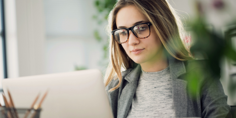 woman learning how to build a LinkedIn profile